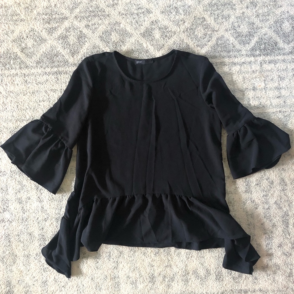 Gibson Women’s Black 3/4 Length Flared Sleeve Top